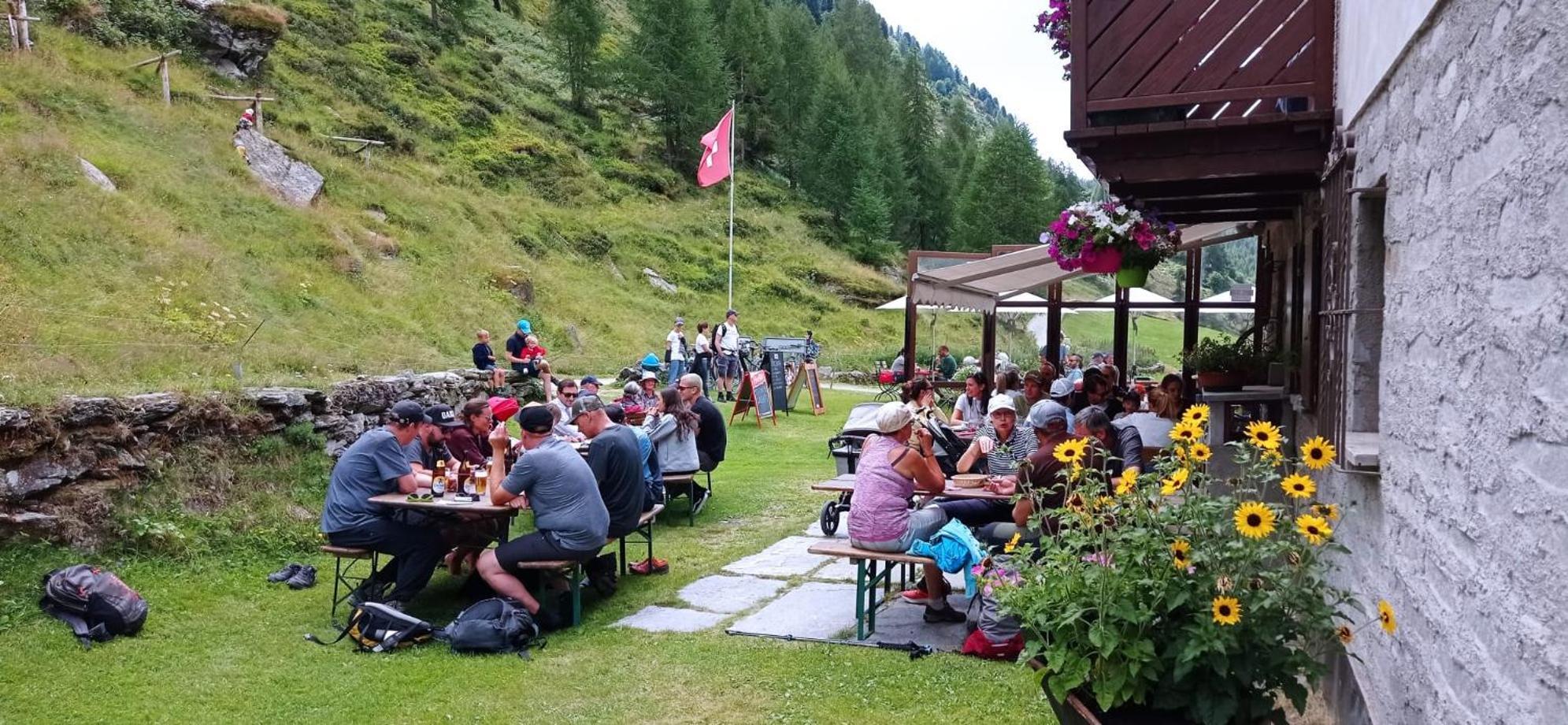 Hotel Ristorante Lagrev Maloja Exterior photo