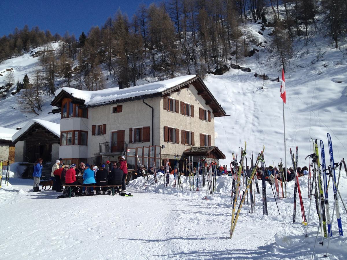 Hotel Ristorante Lagrev Maloja Exterior photo